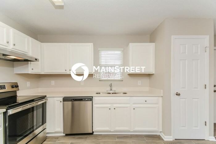 508 Hunter Way - Photo 4 of 16