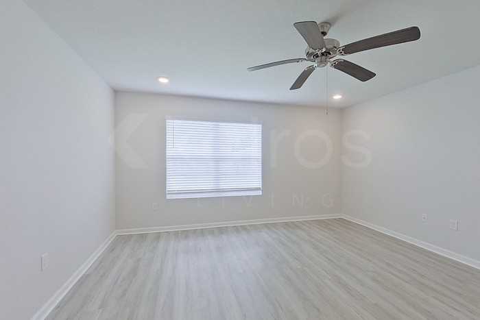 127 Swallowtail Ln - Photo 4 of 24