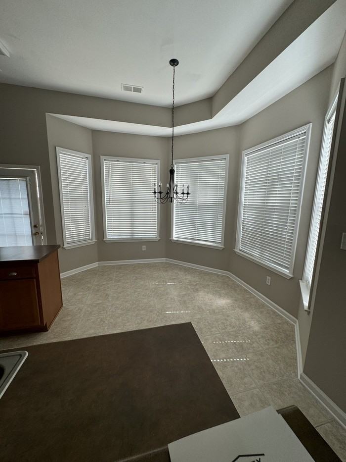 9199 Chastain Pl - Photo 4 of 7