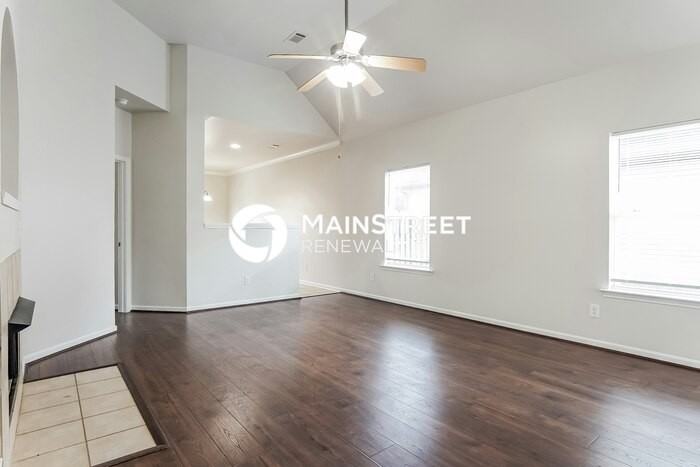 4503 Rosser Loop Dr - Photo 3 of 16