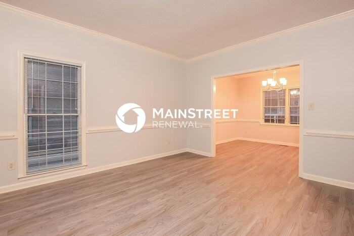 2912 Hiking Trl - Photo 4 of 17