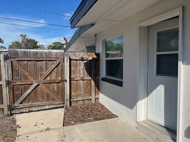 7101 Dartmouth Ave N #4 - Photo 5 of 9