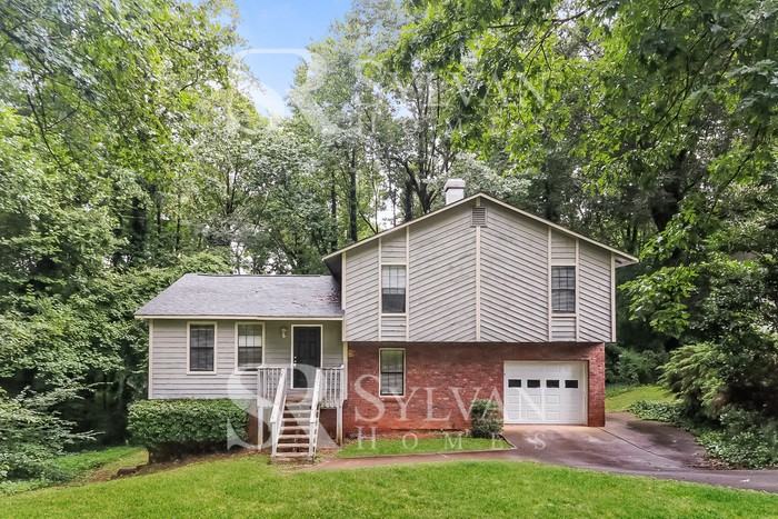 3464 Homeward Trl - Photo 2 of 16