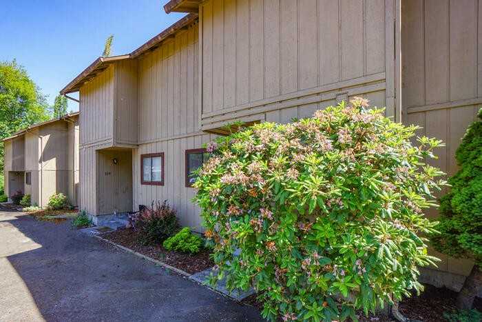 309 Se 5th Ave #311 - Photo 3 of 28