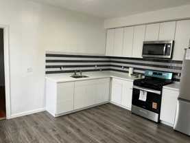 118 S Mount St - Photo 1 of 1