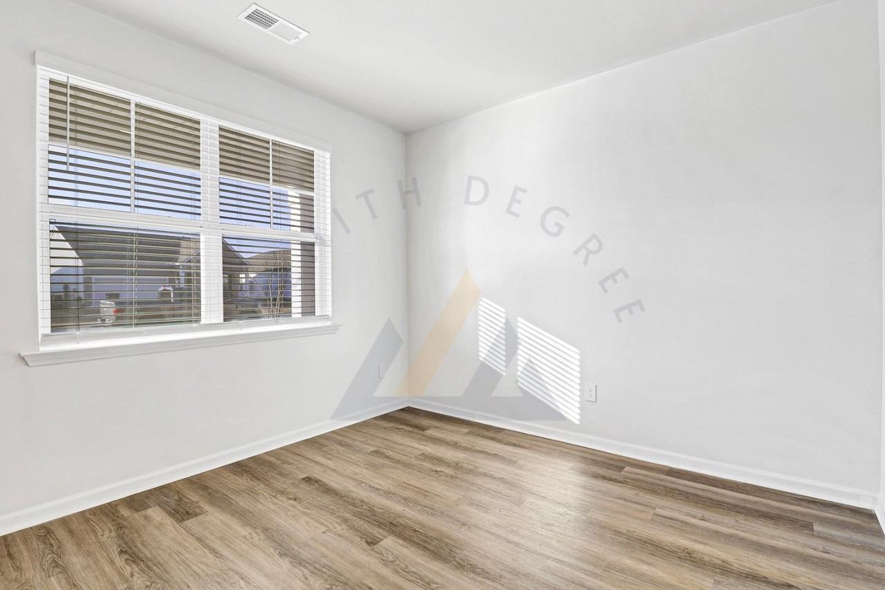 120 Hiatus Ct - Photo 5 of 11