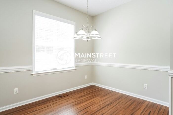 292 Tomahawk Dr - Photo 5 of 16