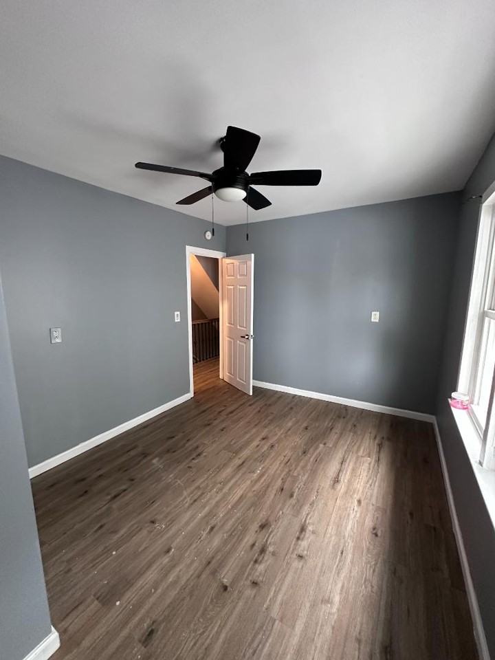 406-408 New Grove St - Photo 6 of 31