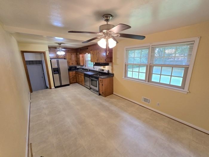 825 Gammon Rd - Photo 7 of 36