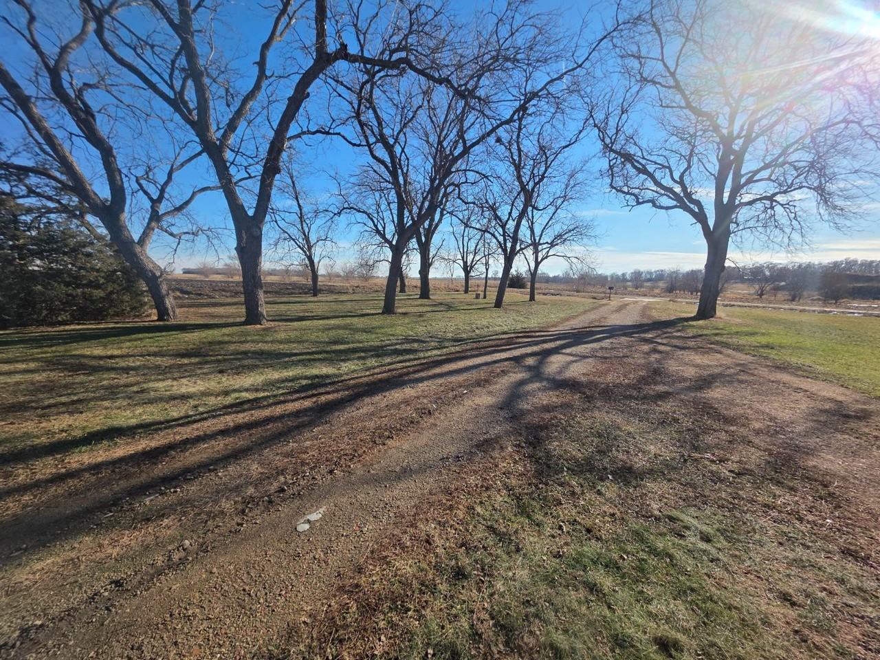 46258 312th St - Photo 6 of 11