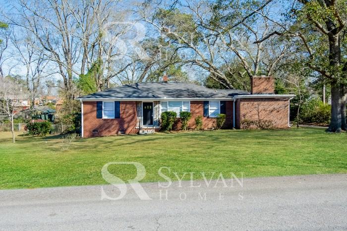 1108 Seminole Dr - Photo 3 of 16