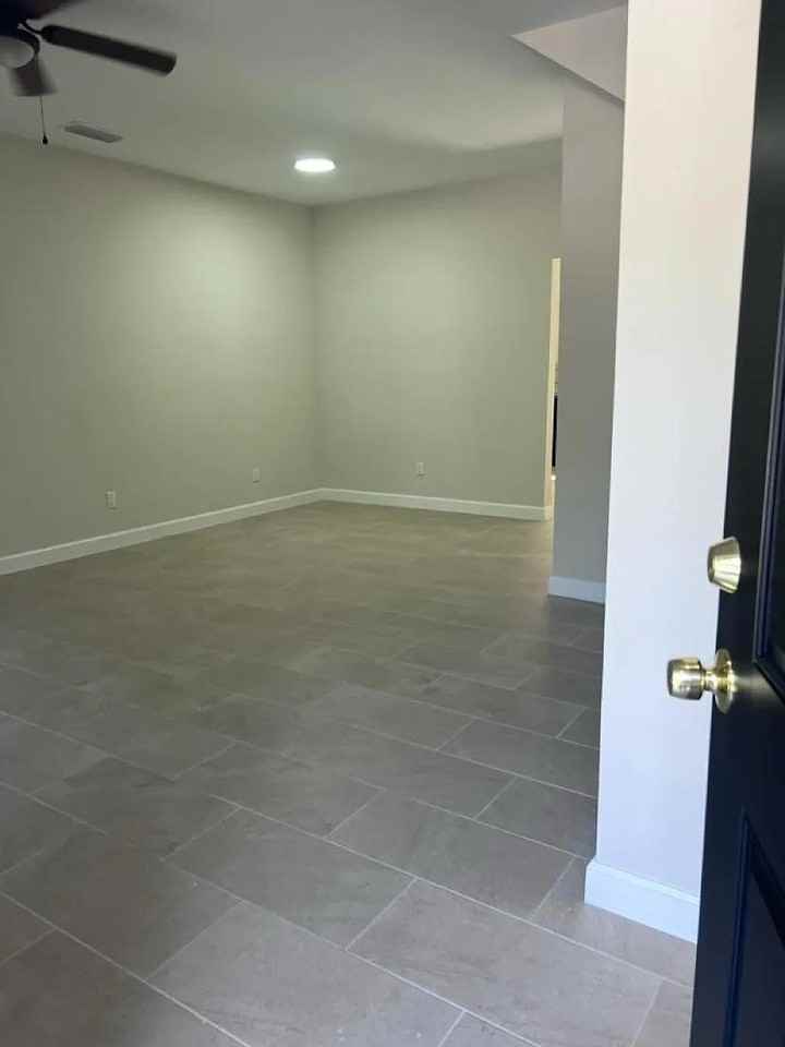 6342 Kimberly Ln - Photo 3 of 18