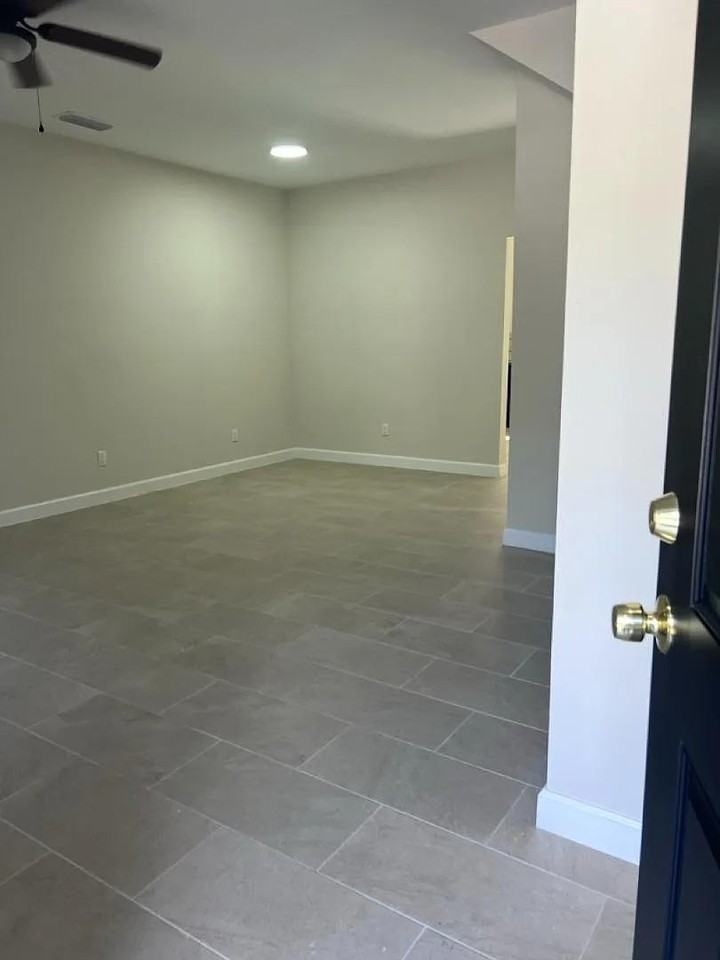 6344 Kimberly Ln - Photo 3 of 19