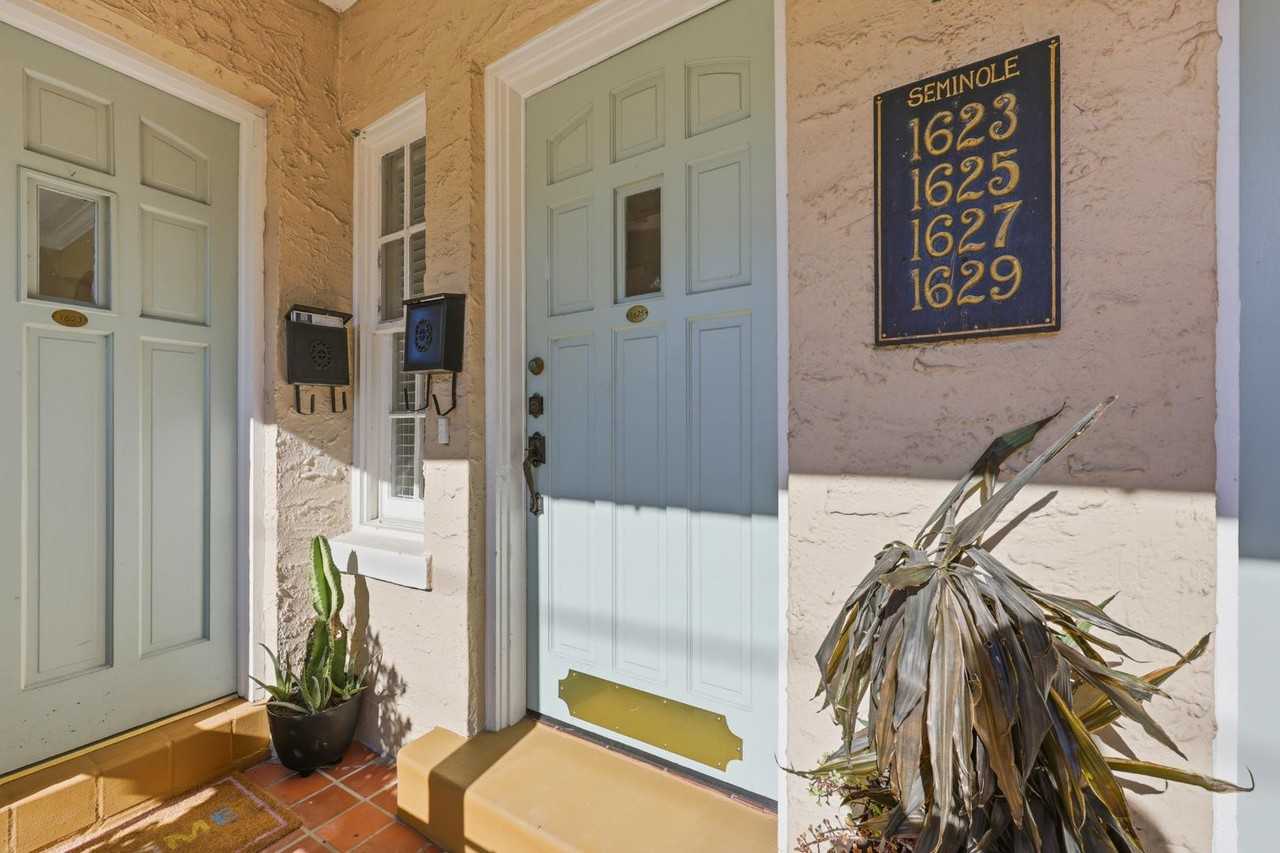 1625 Seminole Rd - Photo 3 of 12