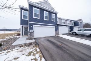 featured image of 5126 Stable View Dr #1