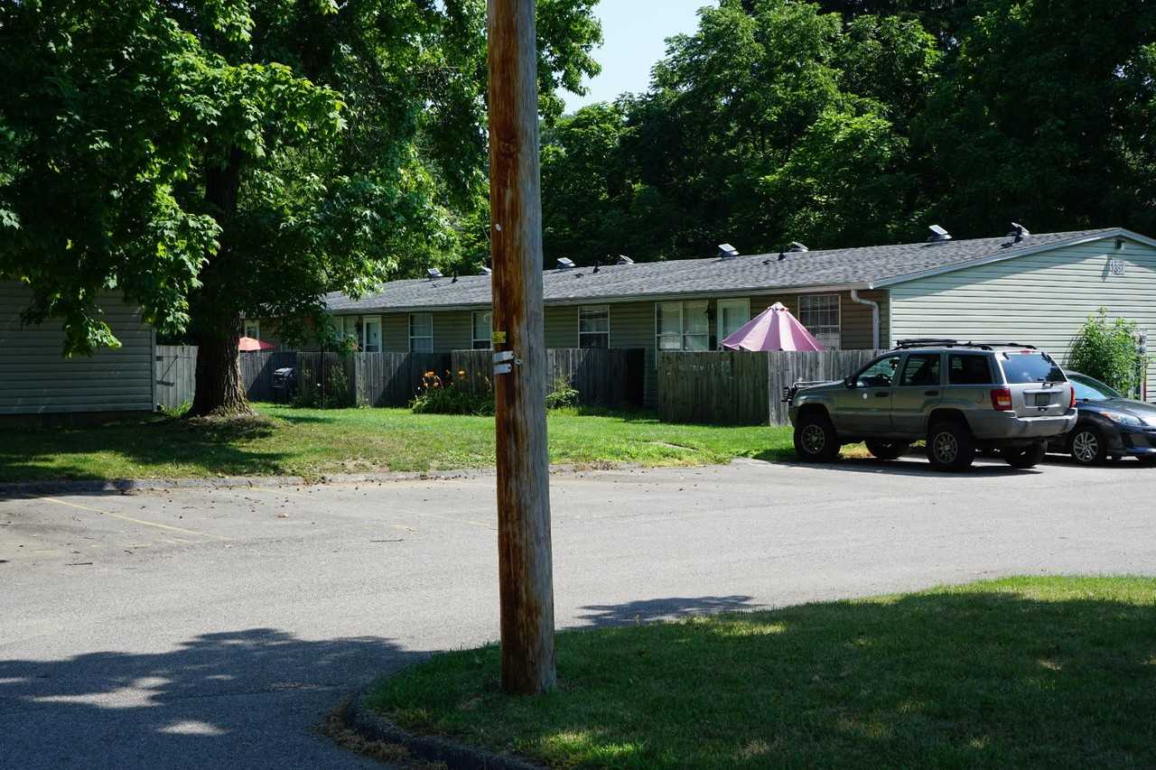 377 Lamberton Ave - Photo 5 of 10