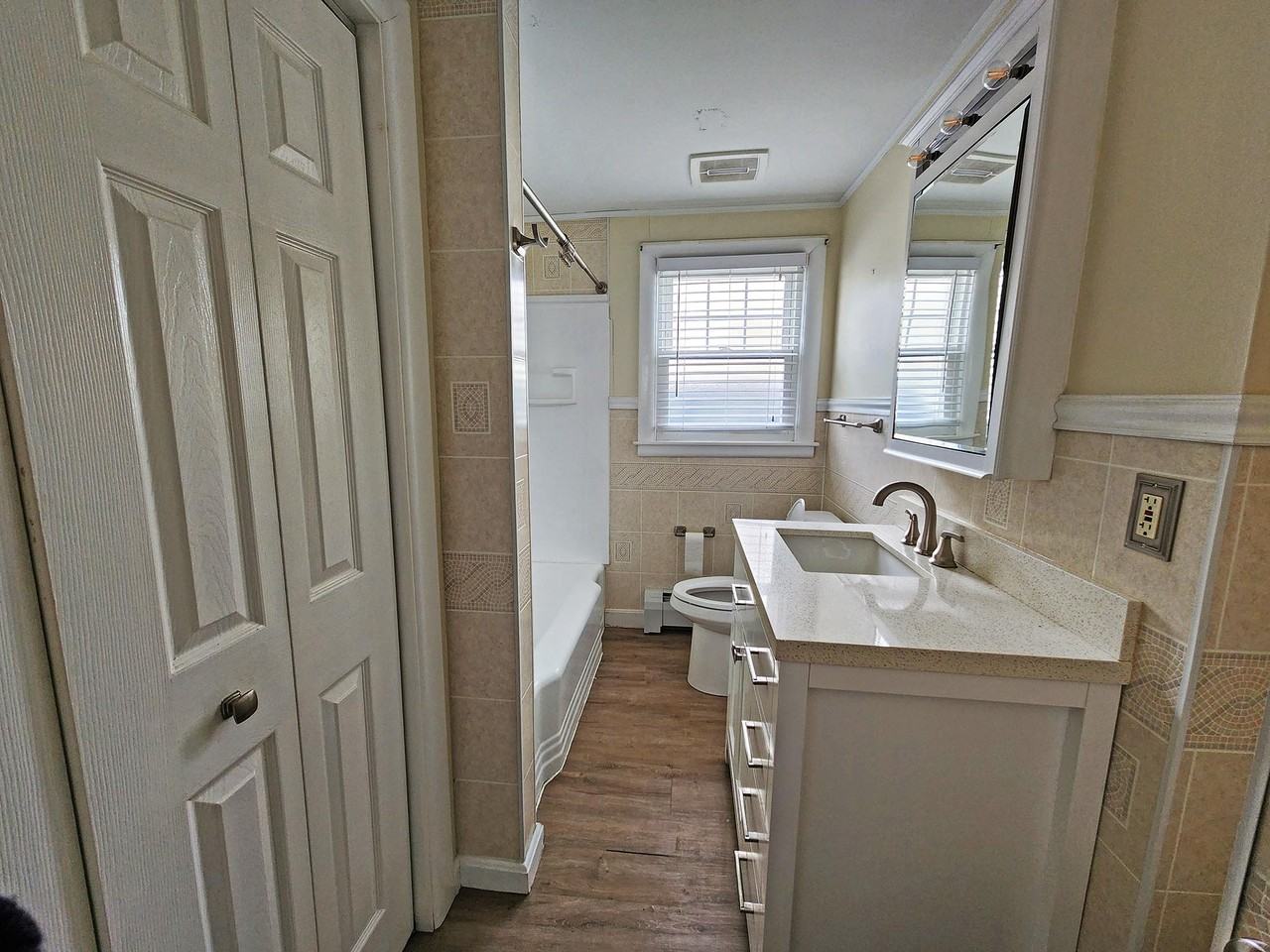 216 5th St #1stFL - Photo 6 of 22