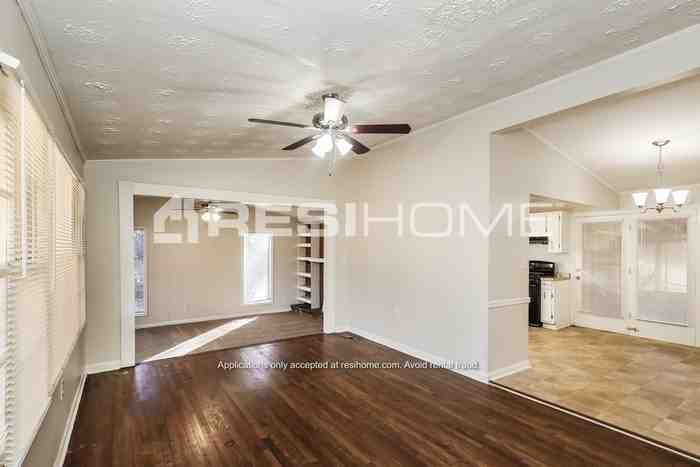 6839 Delta Dr - Photo 5 of 18