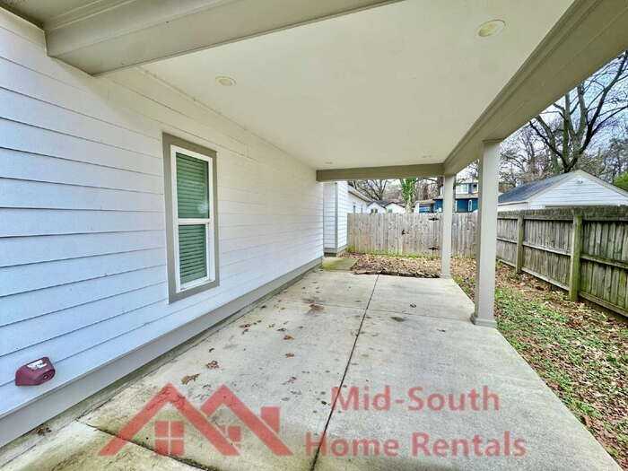 441 Josephine St - Photo 3 of 28