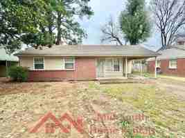 featured image of 3588 Hendricks Ave