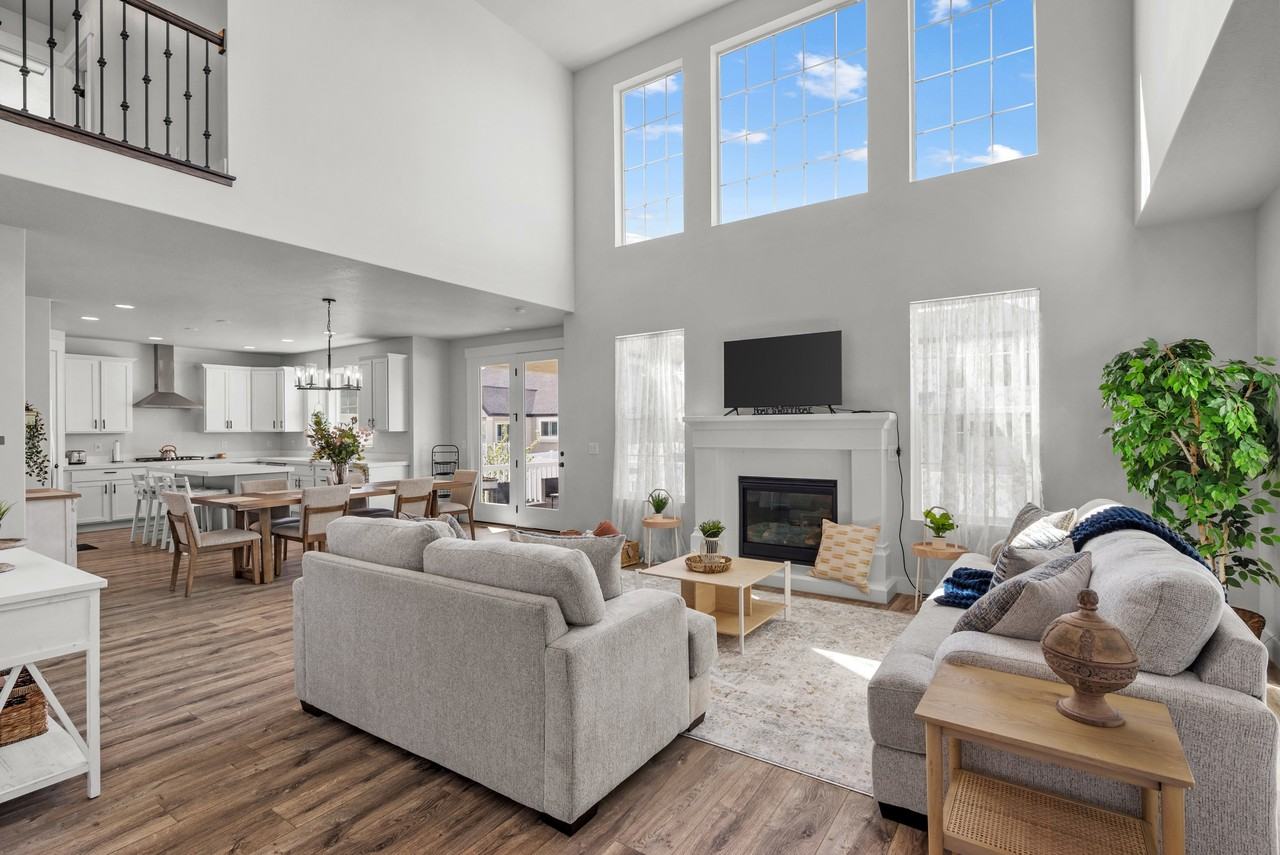 1437 W Stable St - Photo 4 of 26