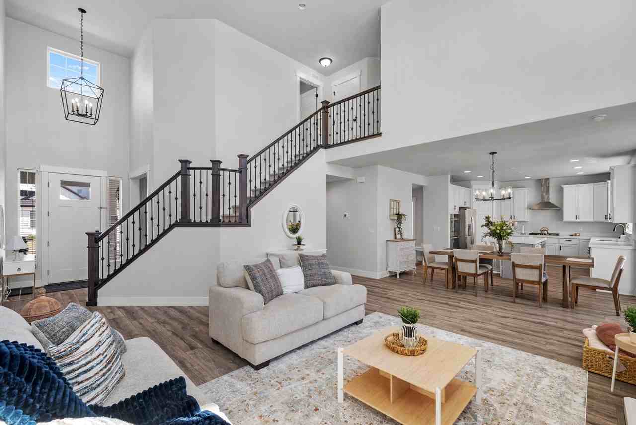 1437 W Stable St - Photo 5 of 26