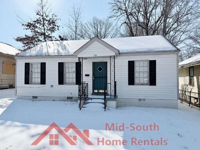 101 E Davant Ave - Photo 2 of 21