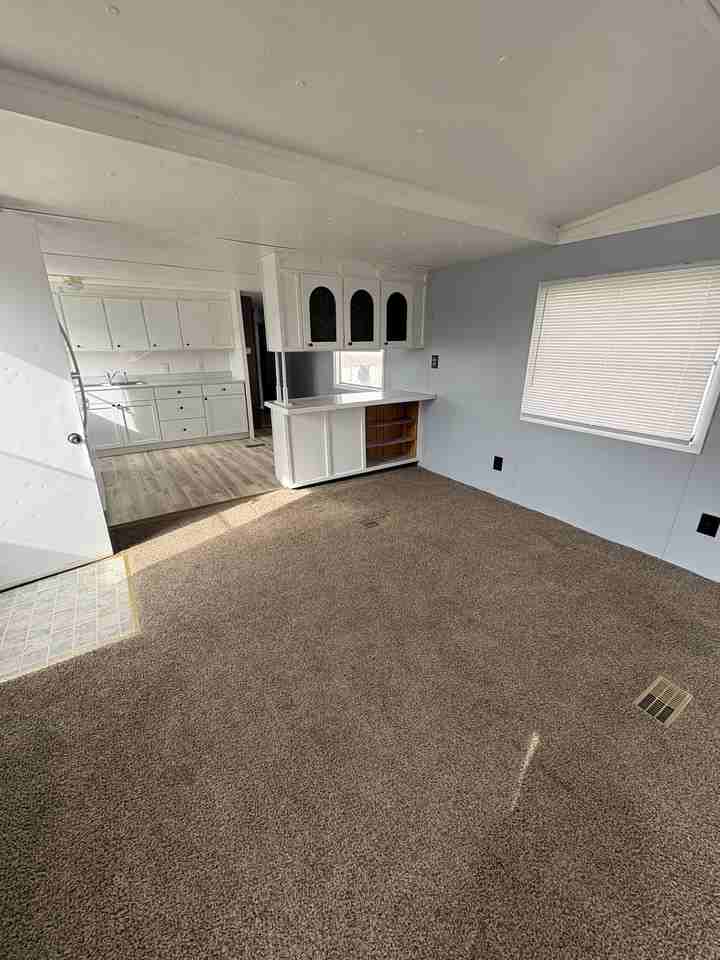 2156 N Weaver Rd #NA - Photo 4 of 7