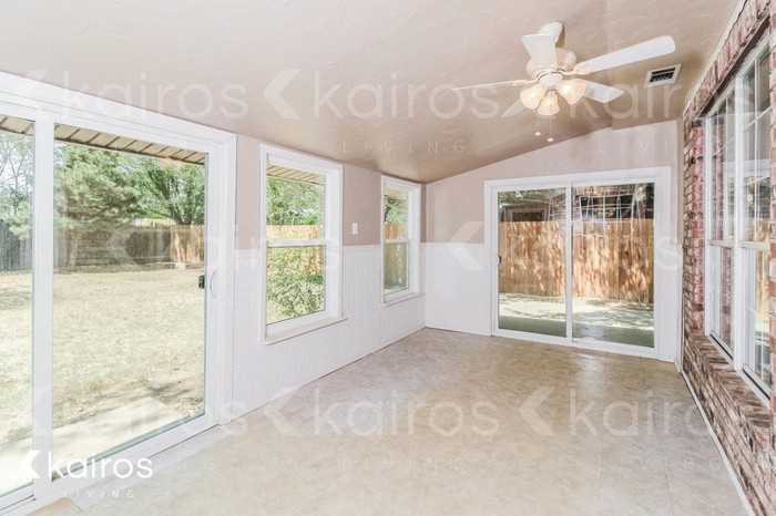 6710 Hatton Rd - Photo 5 of 17