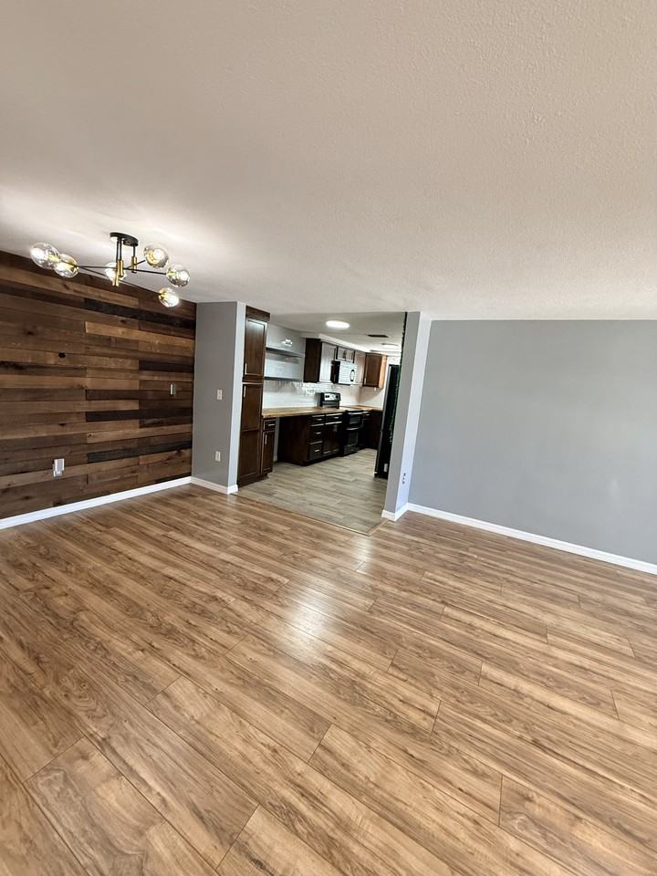9420 Crabtree Ln #A - Photo 5 of 19