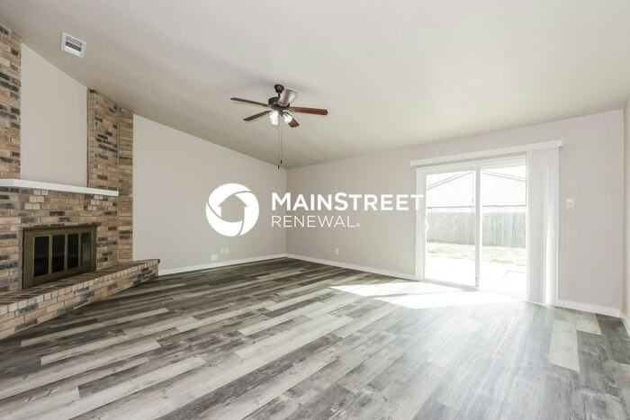 4129 7 Gables Street - Photo 2 of 18