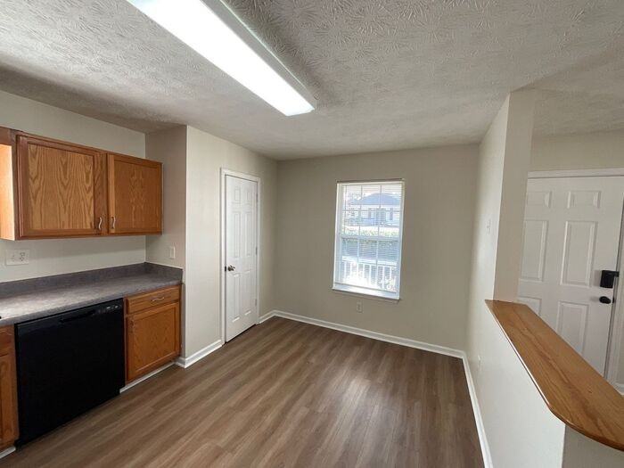 3651 Ten Oaks Cir - Photo 5 of 19