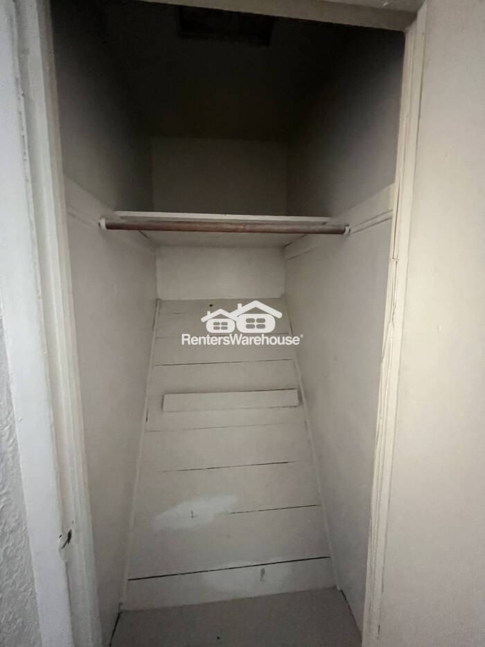 9812 Balboa Dr - Photo 7 of 14