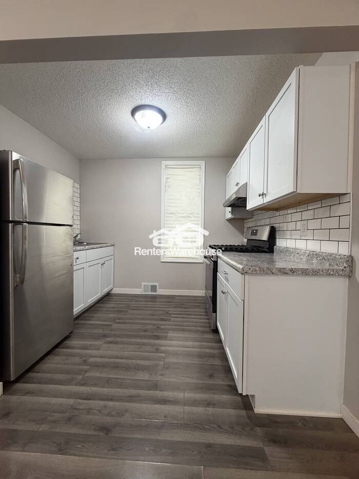 792 Edmund Ave #1-1 - Photo 2 of 15