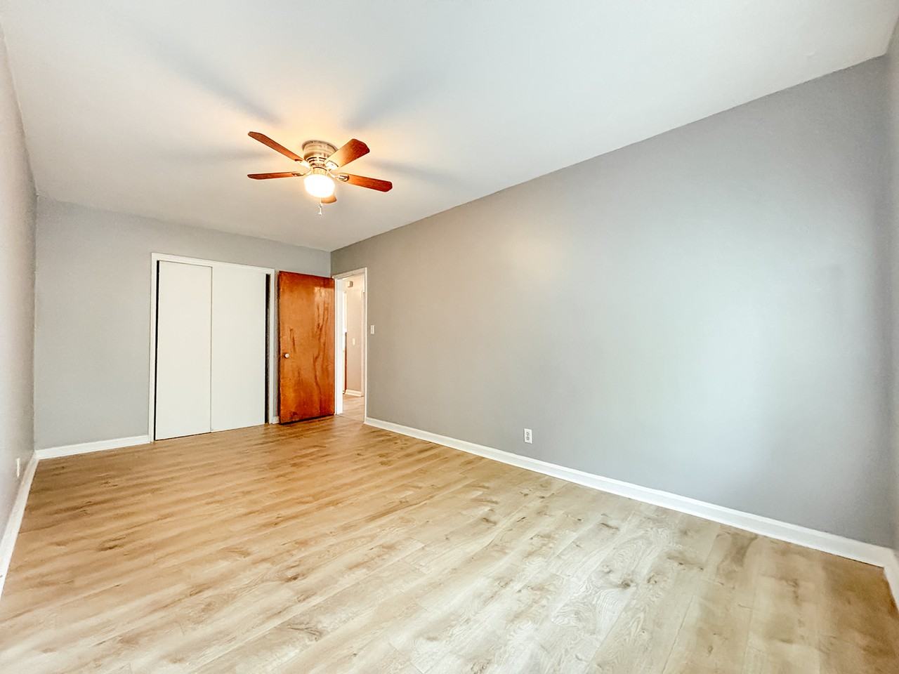 850 Overlook Ave #3 - Photo 4 of 9