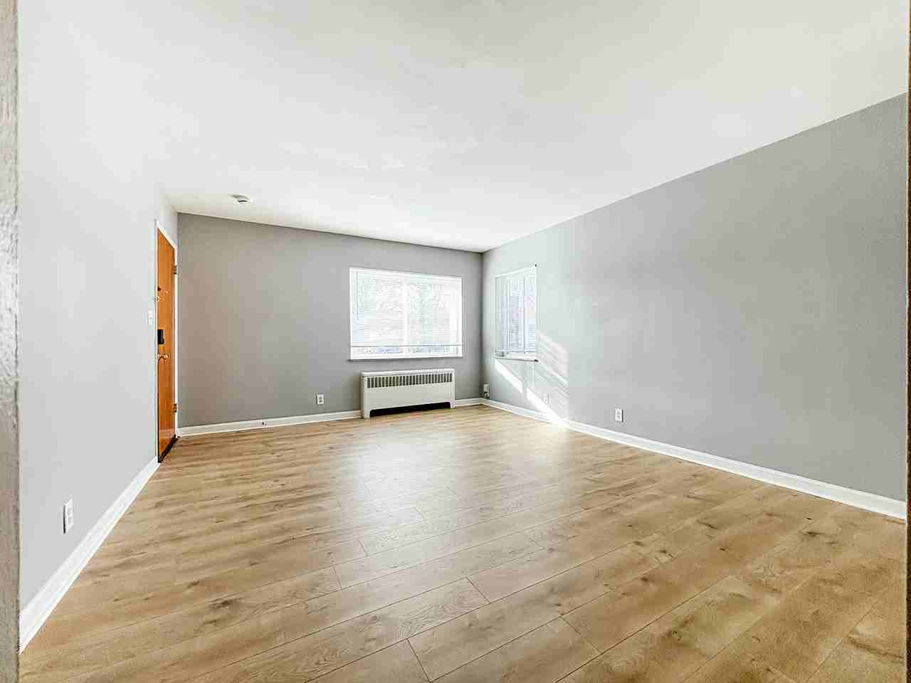 850 Overlook Ave #3 - Photo 6 of 9