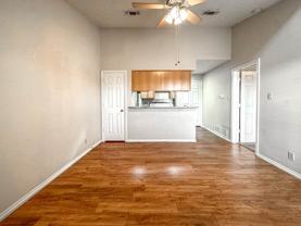 405 S Elm St #207 - Photo 1 of 1