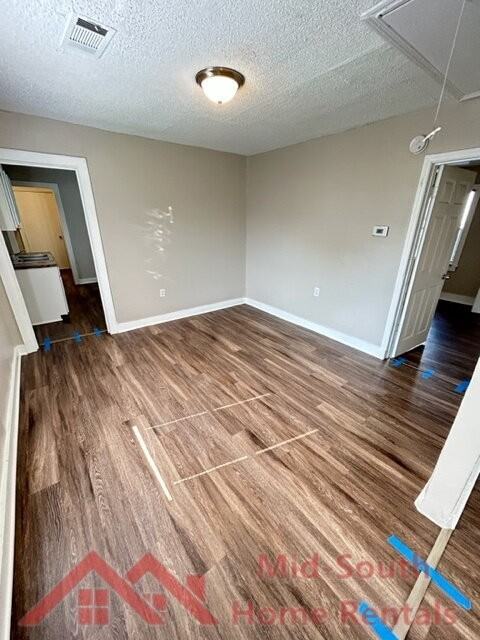 253 Silverage Ave - Photo 3 of 15