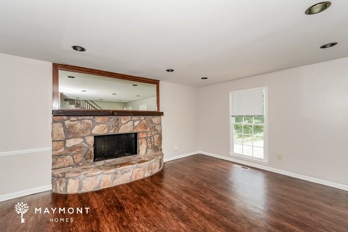 101 Moss Rock Ln - Photo 6 of 13