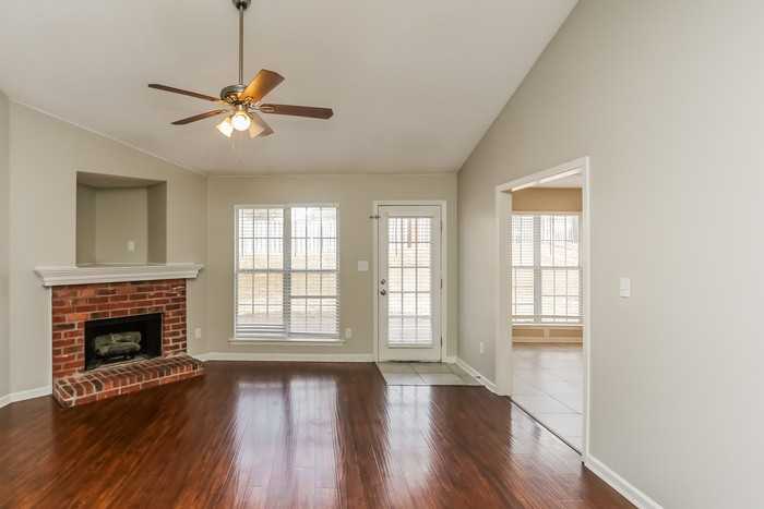 9939 Greenalder Cv N - Photo 5 of 17