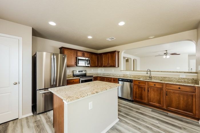 11233 Forest Pass Ct - Photo 7 of 14