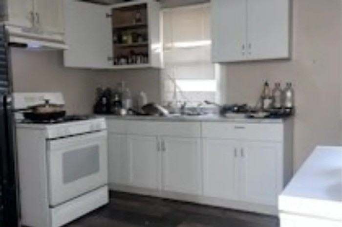 536 E 123rd St - Photo 5 of 14