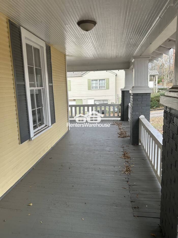 610 Owen Ave - Photo 2 of 17