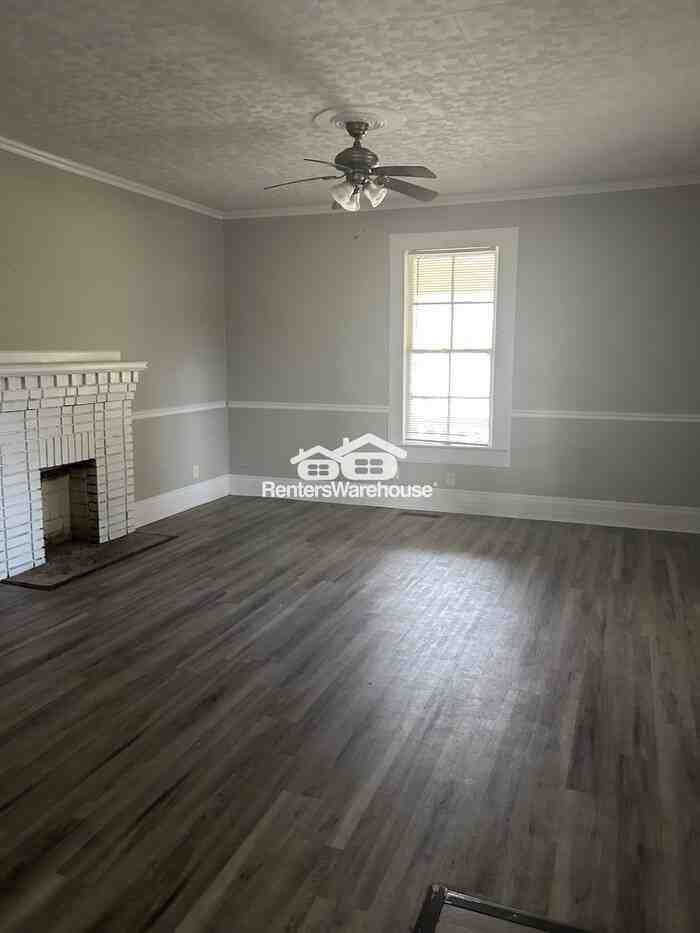 610 Owen Ave - Photo 4 of 17