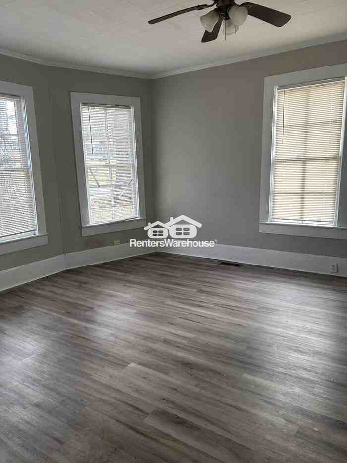 610 Owen Ave - Photo 6 of 17