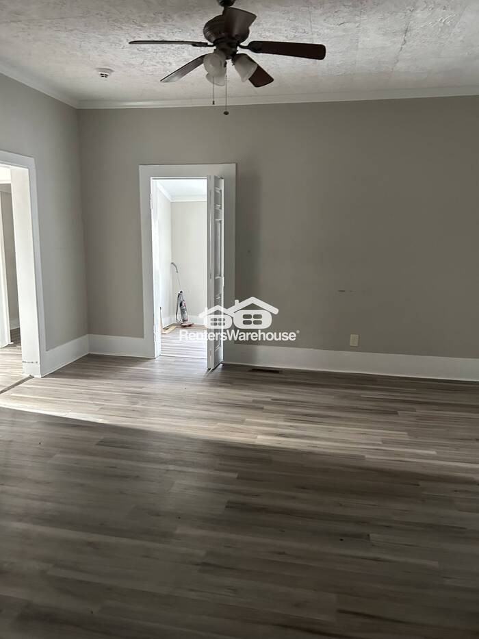 610 Owen Ave - Photo 7 of 17