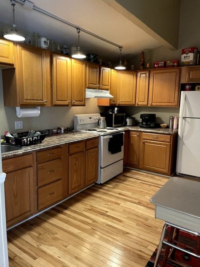 N683 Hillside Rd - Photo 5 of 19