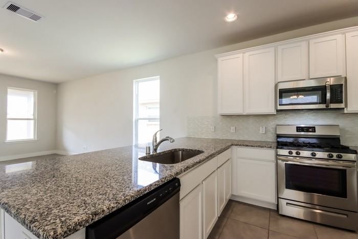 22631 Rosebush Hill Rd - Photo 7 of 15