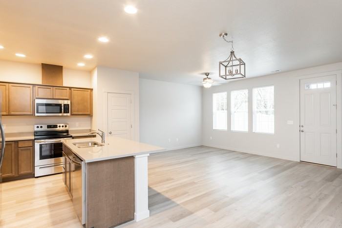 1225 S Bent Rock Ave - Photo 3 of 5