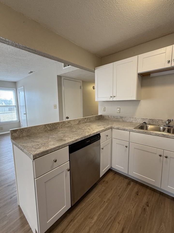 2700 Lantern Walk SoutheastUNIT A #1 - Photo 7 of 20